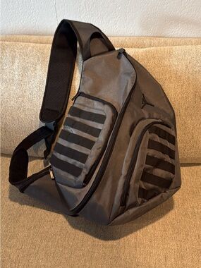 Sling Crossbody Backpack in Dark Gray
